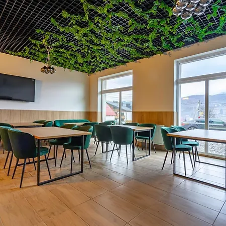 Garda - Breakfast Included In The Price Restaurant Free Parking Mountain View Kitchen In The Separate Entrance