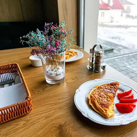 Garda - Breakfast Included In The Price Restaurant Free Parking Mountain View Kitchen In The Separate Entrance