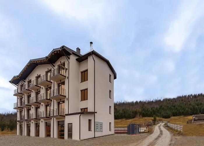Garda - Breakfast Included In The Price Restaurant Free Parking Mountain View Kitchen In The Separate Entrance 3*