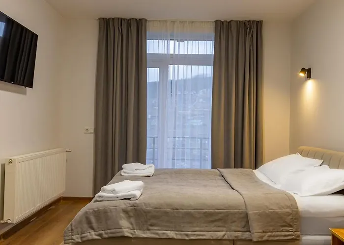 Garda - Breakfast Included In The Price Restaurant Free Parking Mountain View Kitchen In The Separate Entrance Apart Otel
